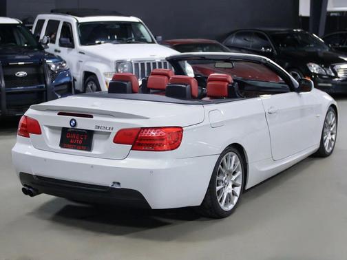 2013 BMW 328 328i Convertible 2D