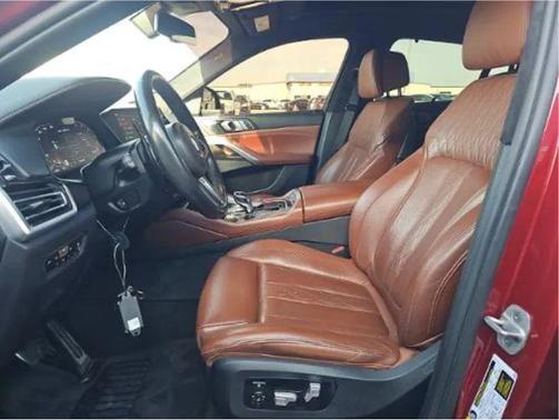 Flamenco Red Metallic 2021 BMW X6 M50i