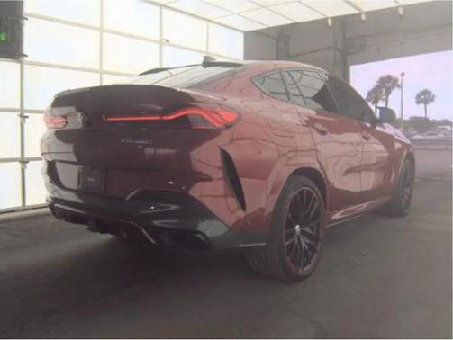 Flamenco Red Metallic 2021 BMW X6 M50i