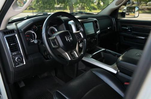 Pearl White 2017 RAM 1500 Laramie