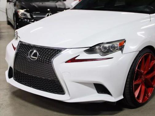 2015 Lexus IS 250 Crafted Line