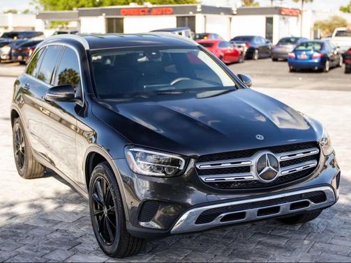 Graphite Grey Metallic 2021 Mercedes-Benz GLC 300 Base