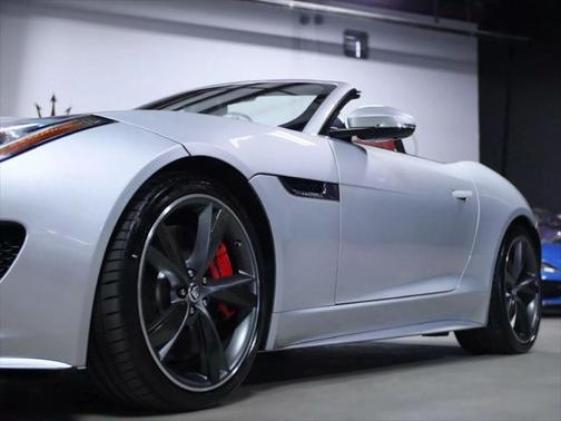 2014 Jaguar F-TYPE V8 S