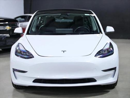 2022 Tesla Model 3 Standard Range