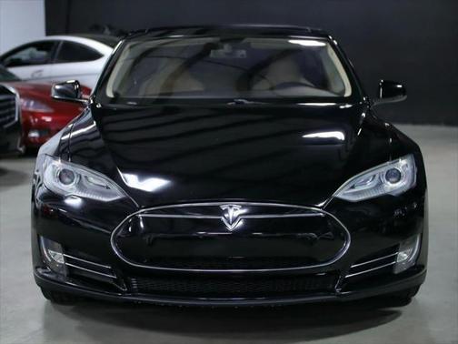 2013 Tesla Model S Sedan 4D