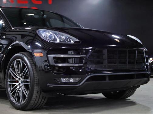 2017 Porsche Macan Turbo