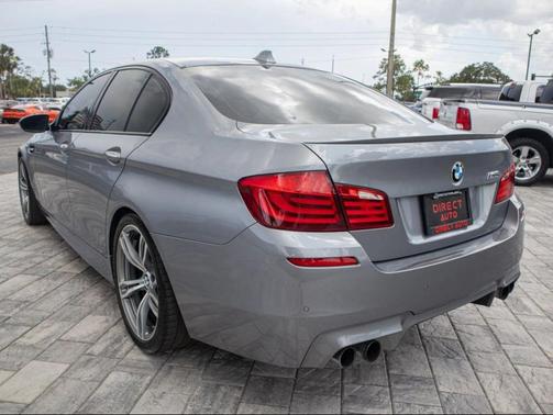 Space Gray Metallic 2013 BMW M5 Base