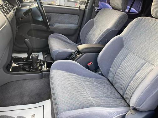 1996 Toyota 4Runner Base