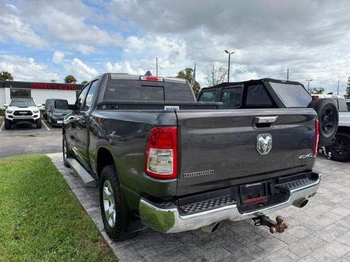 Granite Crystal Metallic Clearcoat 2020 RAM 1500 Big Horn/Lone Star
