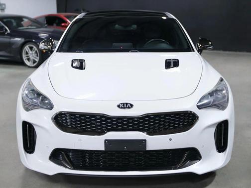 2018 Kia Stinger GT1