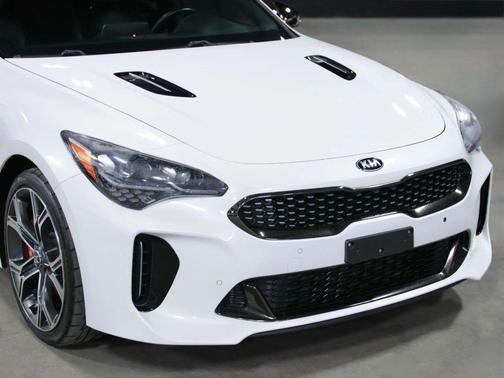 2018 Kia Stinger GT1
