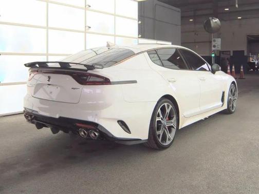 2018 Kia Stinger GT1
