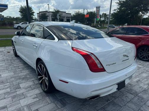 Fuji White 2019 Jaguar XJ XJL Portfolio