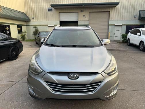 2015 Hyundai TUCSON SE