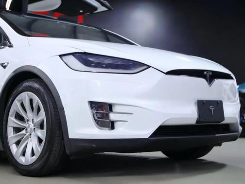 2019 Tesla Model X 100D