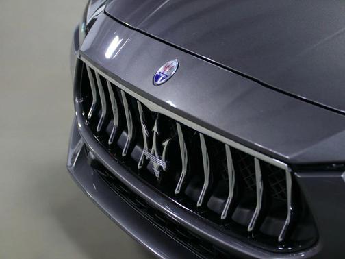 2018 Maserati Ghibli Base