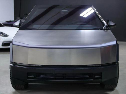 2024 Tesla Cybertruck All-Wheel Drive