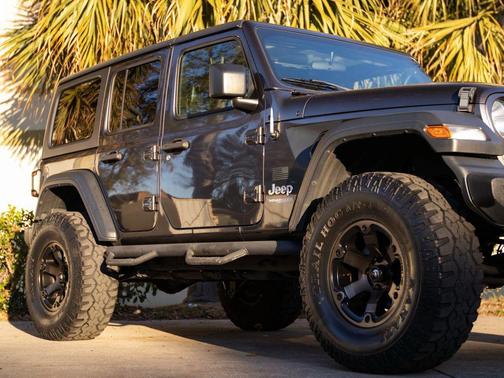 2020 Jeep Wrangler Unlimited Freedom 4x4