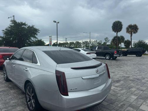 Radiant Silver Metallic 2013 Cadillac XTS Base