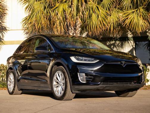 2019 Tesla Model X Long Range