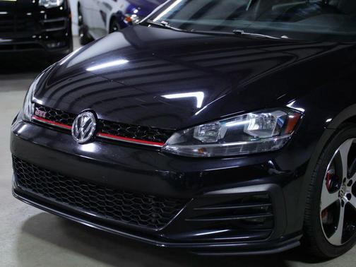 2019 Volkswagen Golf GTI 2.0T S 4-Door
