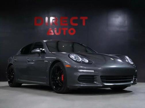 2015 Porsche Panamera 4