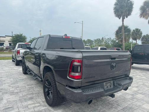 Granite Crystal Metallic Clearcoat 2020 RAM 1500 Big Horn/Lone Star