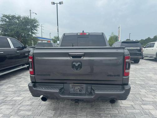 Granite Crystal Metallic Clearcoat 2020 RAM 1500 Big Horn/Lone Star