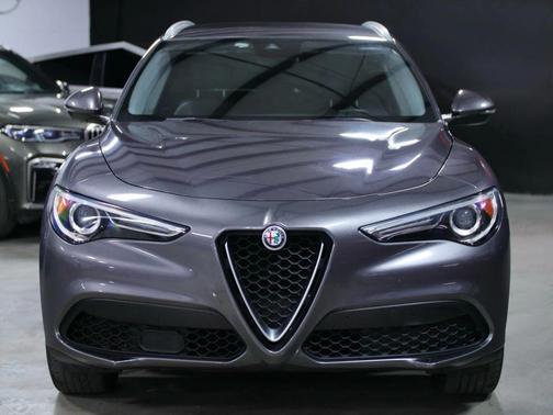 2018 Alfa Romeo Stelvio Ti Sport