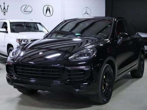 2016 Porsche Cayenne Sport Utility 4D