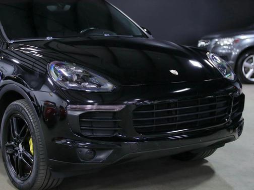 2016 Porsche Cayenne Sport Utility 4D