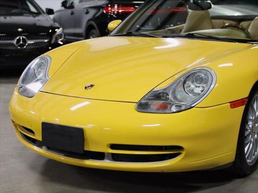 2001 Porsche 911 Carrera 4