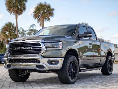 Olive Green Pearlcoat 2020 RAM 1500 Big Horn/Lone Star