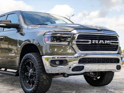 Olive Green Pearlcoat 2020 RAM 1500 Big Horn/Lone Star