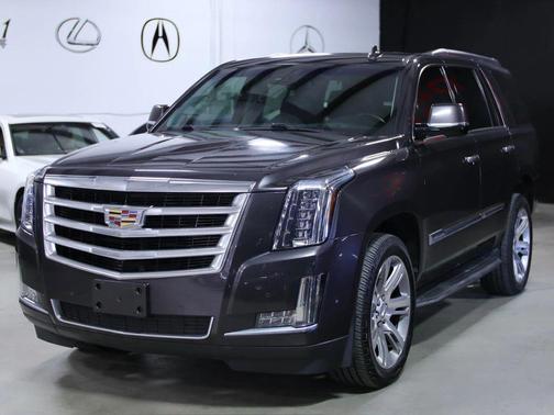 2017 Cadillac Escalade Luxury