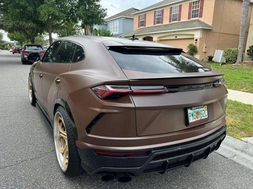 2019 Lamborghini Urus Sport Utility 4D