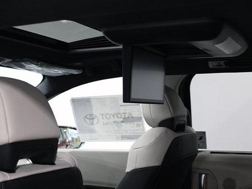 2025 Toyota Sienna Limited