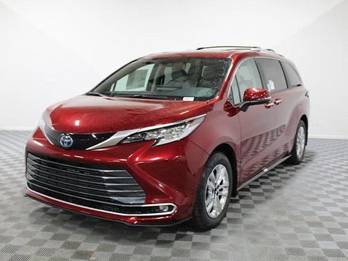 2025 Toyota Sienna Limited