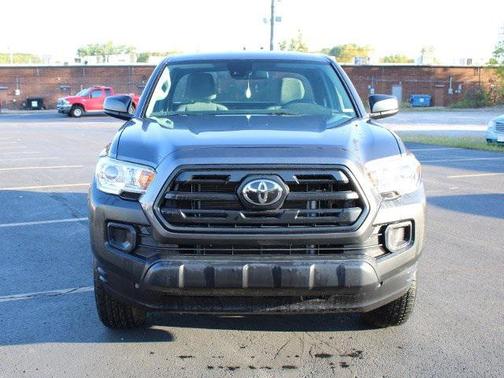 2019 Toyota Tacoma SR