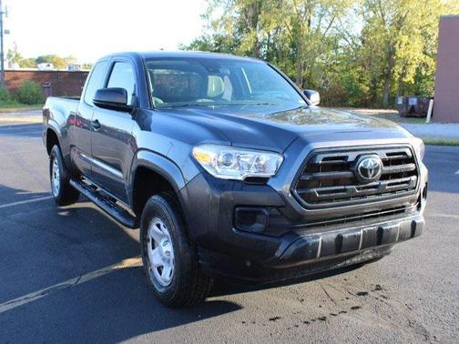 2019 Toyota Tacoma SR