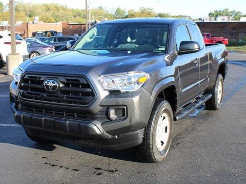 2019 Toyota Tacoma SR
