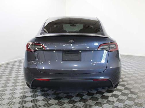 Midnight Silver Metallic 2023 Tesla Model Y Performance Dual Motor All-Wheel Drive