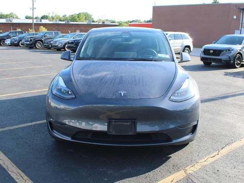 Midnight Silver Metallic 2023 Tesla Model Y Performance Dual Motor All-Wheel Drive