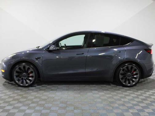 Midnight Silver Metallic 2023 Tesla Model Y Performance Dual Motor All-Wheel Drive