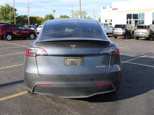 Midnight Silver Metallic 2023 Tesla Model Y Performance Dual Motor All-Wheel Drive