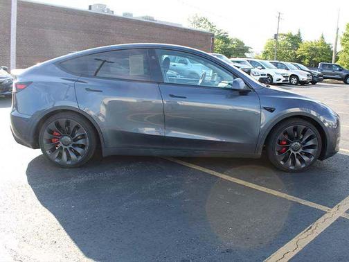 Midnight Silver Metallic 2023 Tesla Model Y Performance Dual Motor All-Wheel Drive