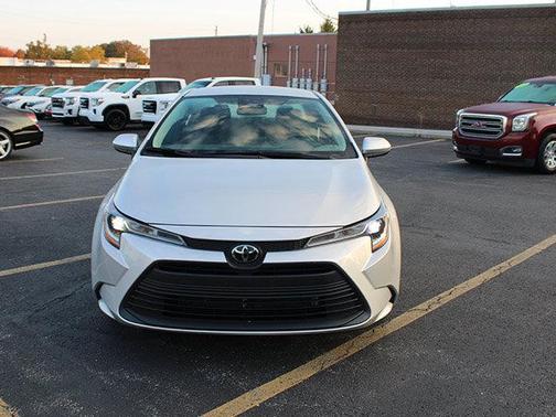 Classic Silver Metallic 2024 Toyota Corolla LE