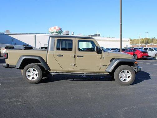 2020 Jeep Gladiator Sport S