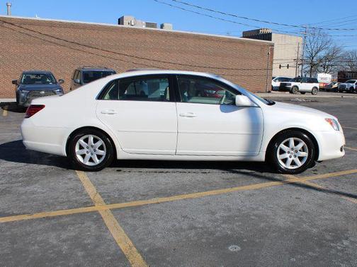 2008 Toyota Avalon XL