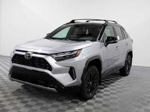 2025 Toyota RAV4 Hybrid SE